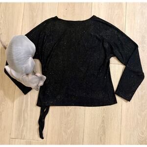 Sparkly patterned 3/4 sleeve top